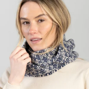 Stellar Lambswool Snood
